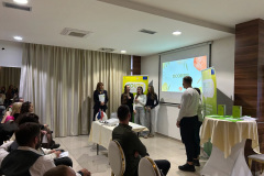 IMG-7884