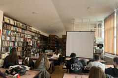 IMG-9280381a6c4e5b46d1b2f7b3f6eb5e68-V
